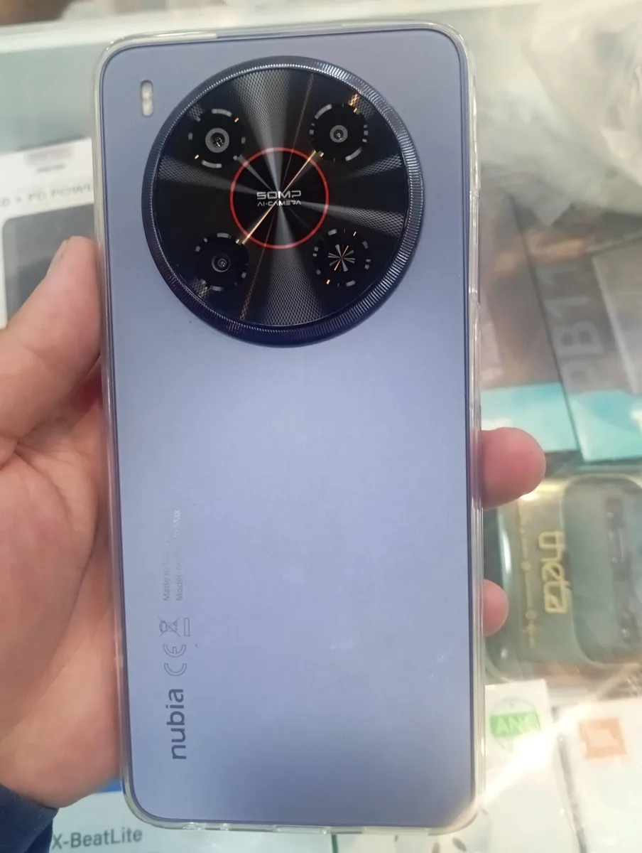 Nubia Z60 Ultra 5G Akıllı Telefon - SOMP Gimbal Kamerası