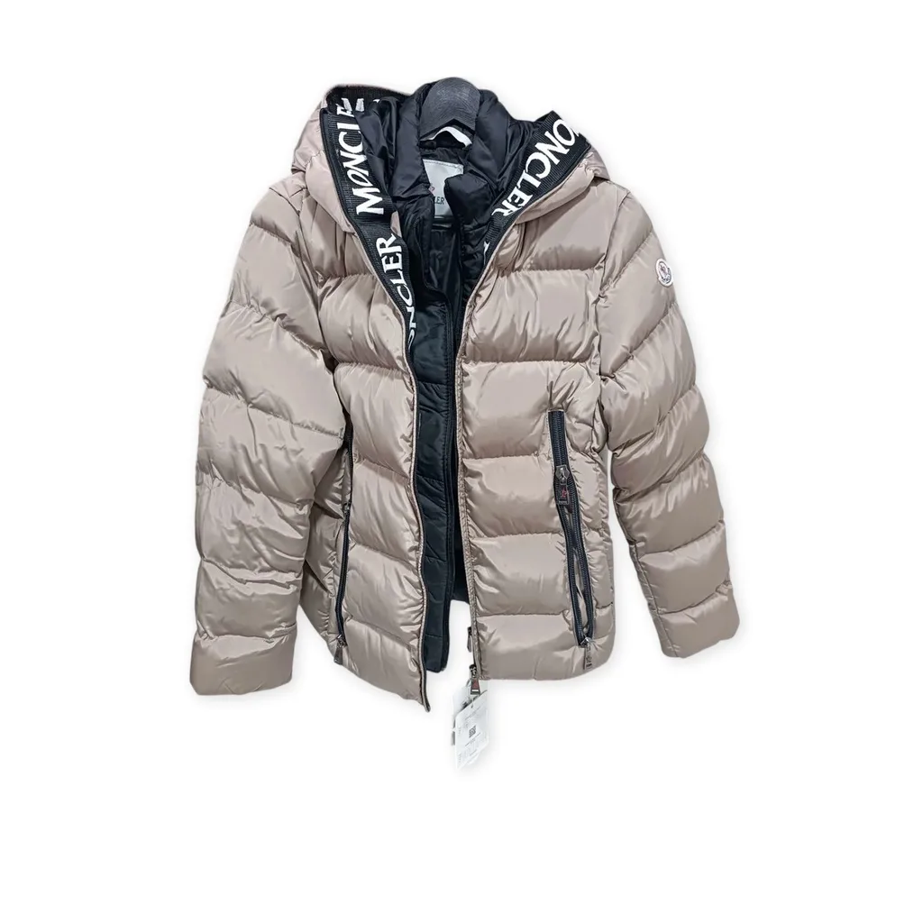 Moncler Bej Renk Kapüşönlü Kadın Kış Montu
