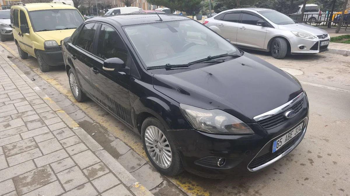 Ford focus 2010 model titanium x 