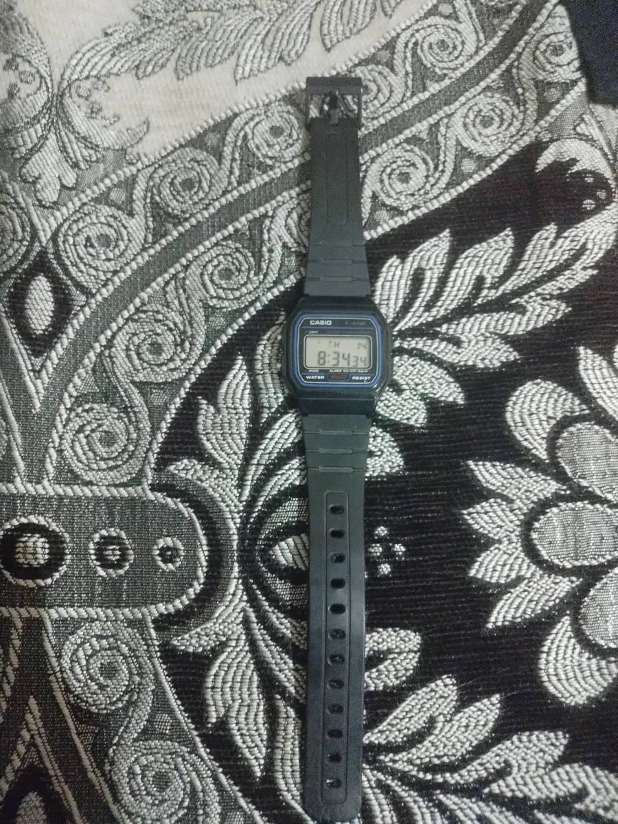 Casio F-91W Klasik Dijital Kol Saati - Siyah