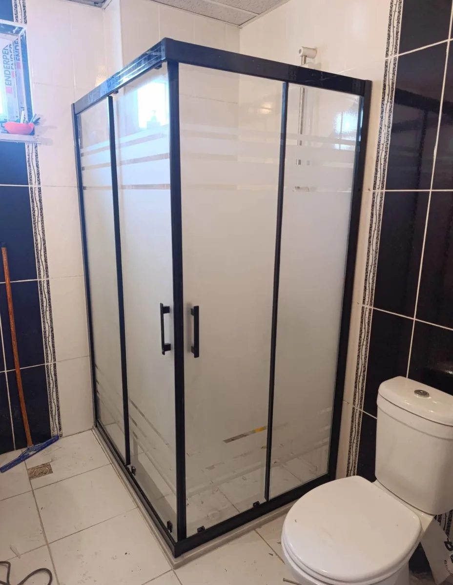 Siyah Çerçeveli Duşakabin Sürgülü Kapı 80x80 cm