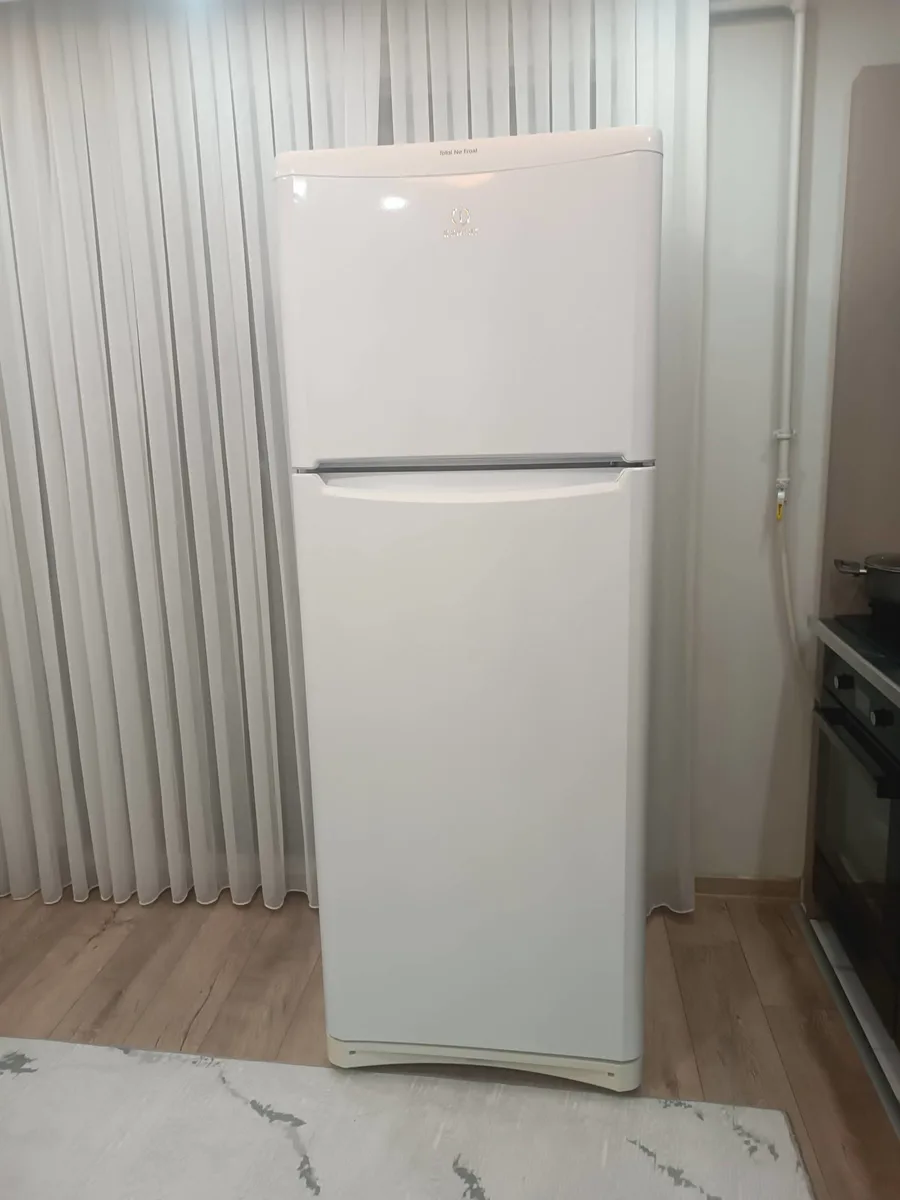 Indesit Buzdolabı Üst Donduruculu 470 Litre Beyaz Renk