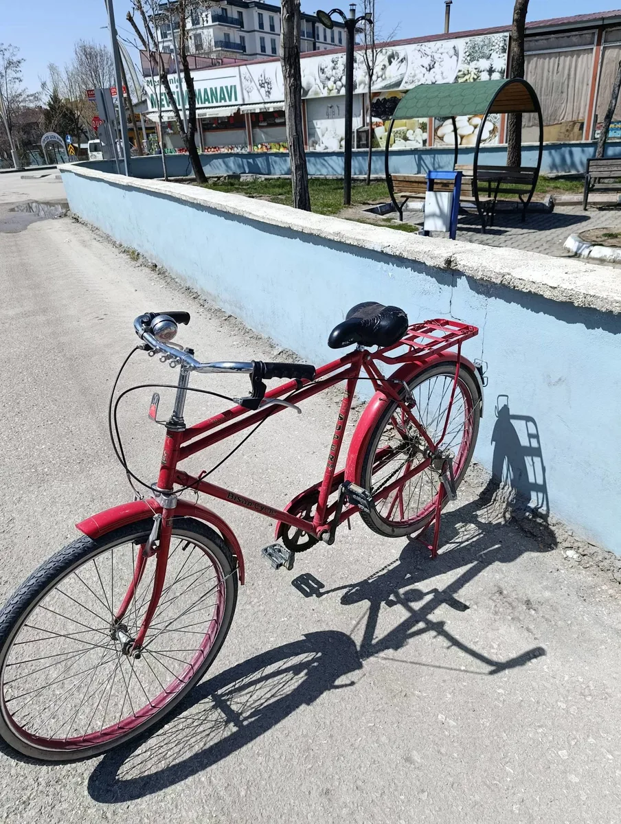 Kırmızı Katlanabilir Vintage Bisiklet - İyi Durumda