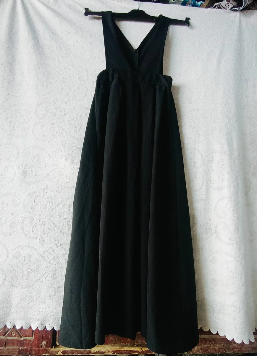 Siyah V Yaka Uzun Abiye Elbise - Kaliteli Kumaş