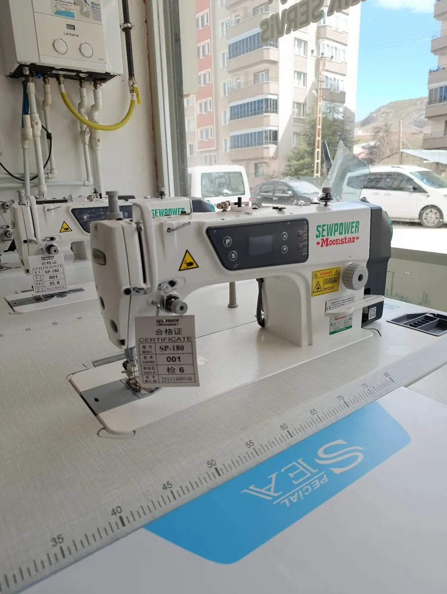 Sanayi tipi dikiş Makinasi