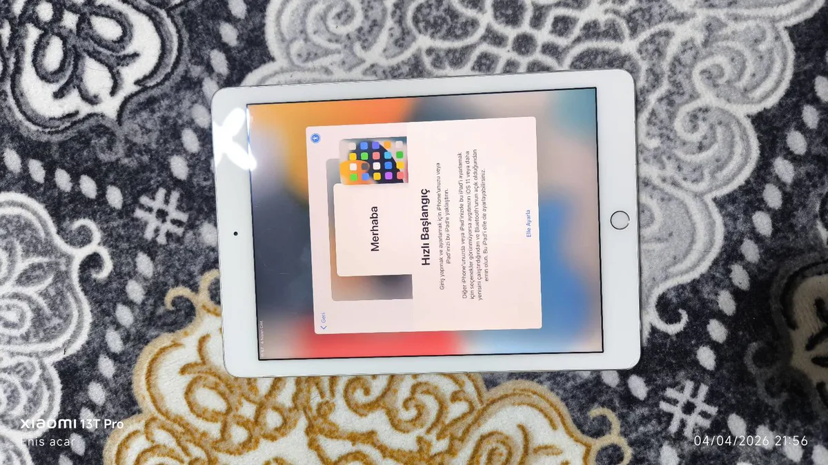Apple iPad 9. Nesil 64GB WiFi Silver - Mükemmel Durumda