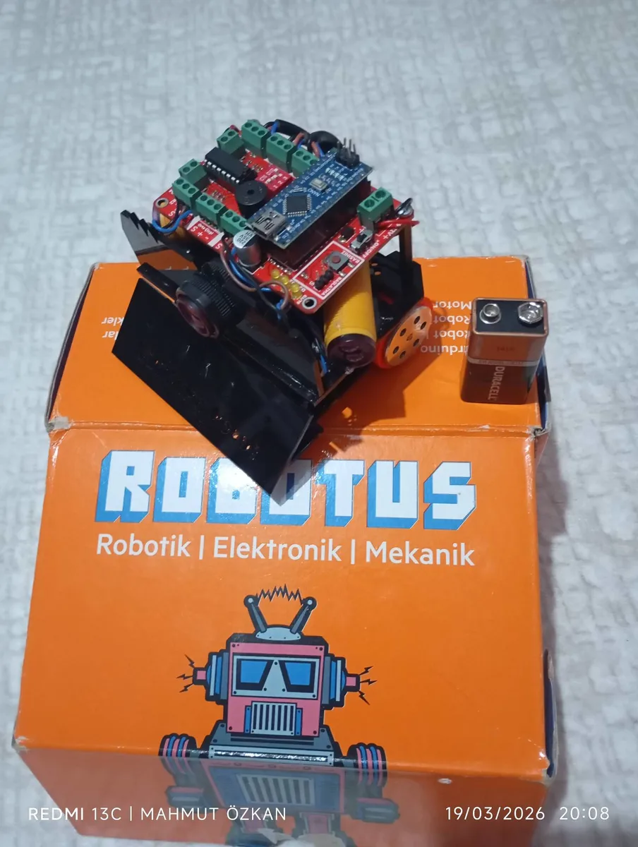 Sumo robot ve Arduino UNO 2'li Set - Breadboard, Kablolar, Sensörler ve Aksesuar Paketi
