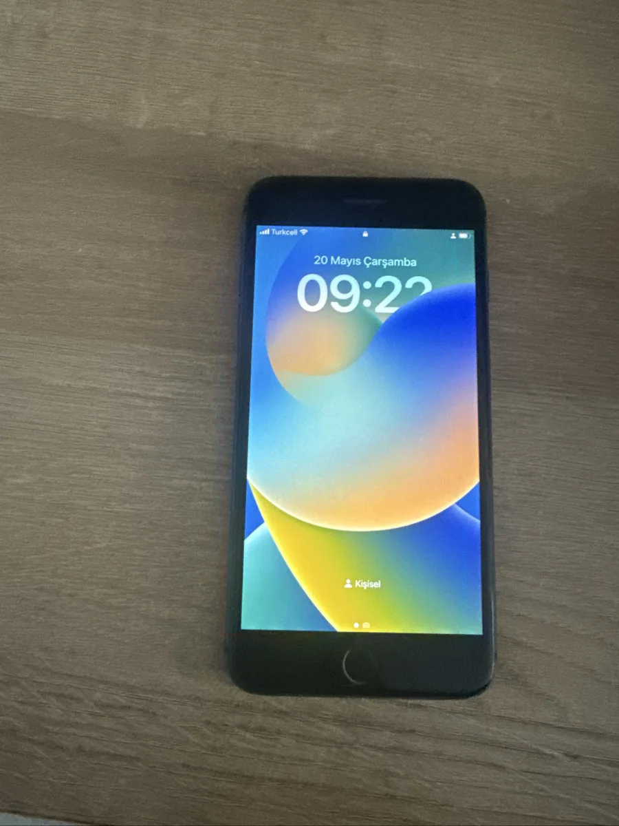 İphone 8 plus 64 gb pil 100