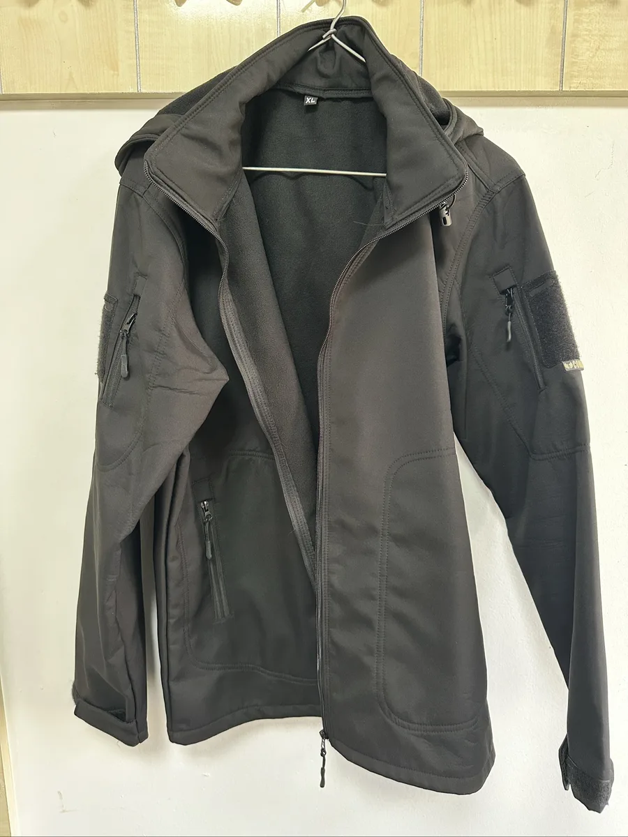 KMB Siyah Softshell Ceket - Outdoor/Spor Kullanımı