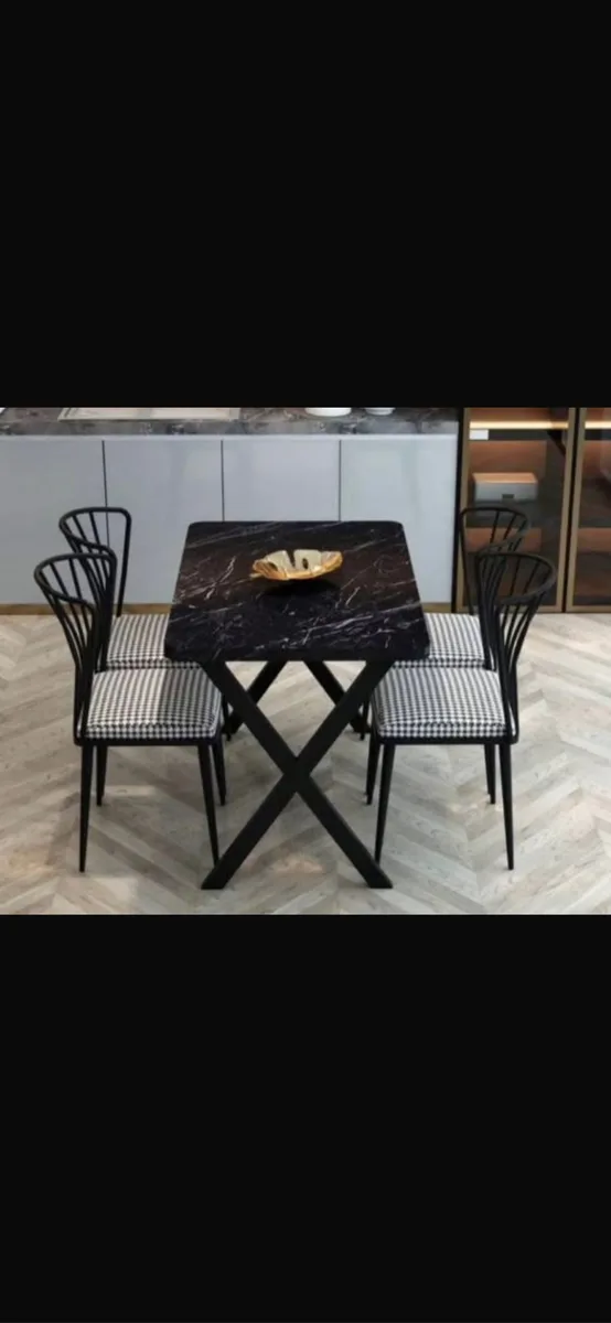 4 kişilik yemek masasi sıfır ürün 