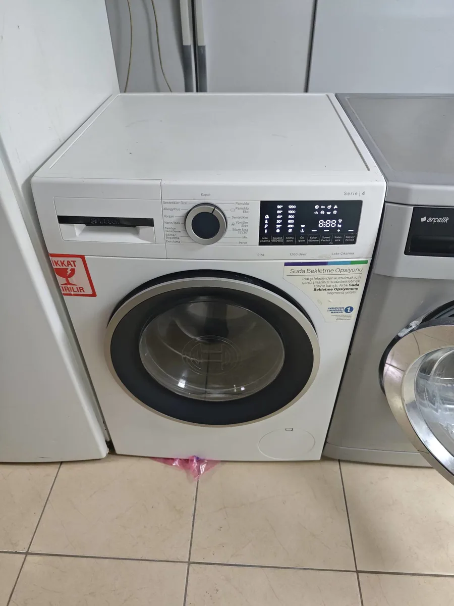Bosch Serie 4 9 kg Kapasiteli Drum Çamaşır Makinesi - Kullanılmış