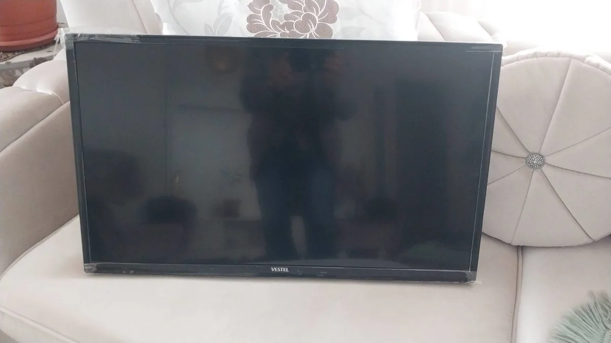 Vestel 32HB5000 32'' 80 cm Hd TV,Hd Dahili Uydu Alicili