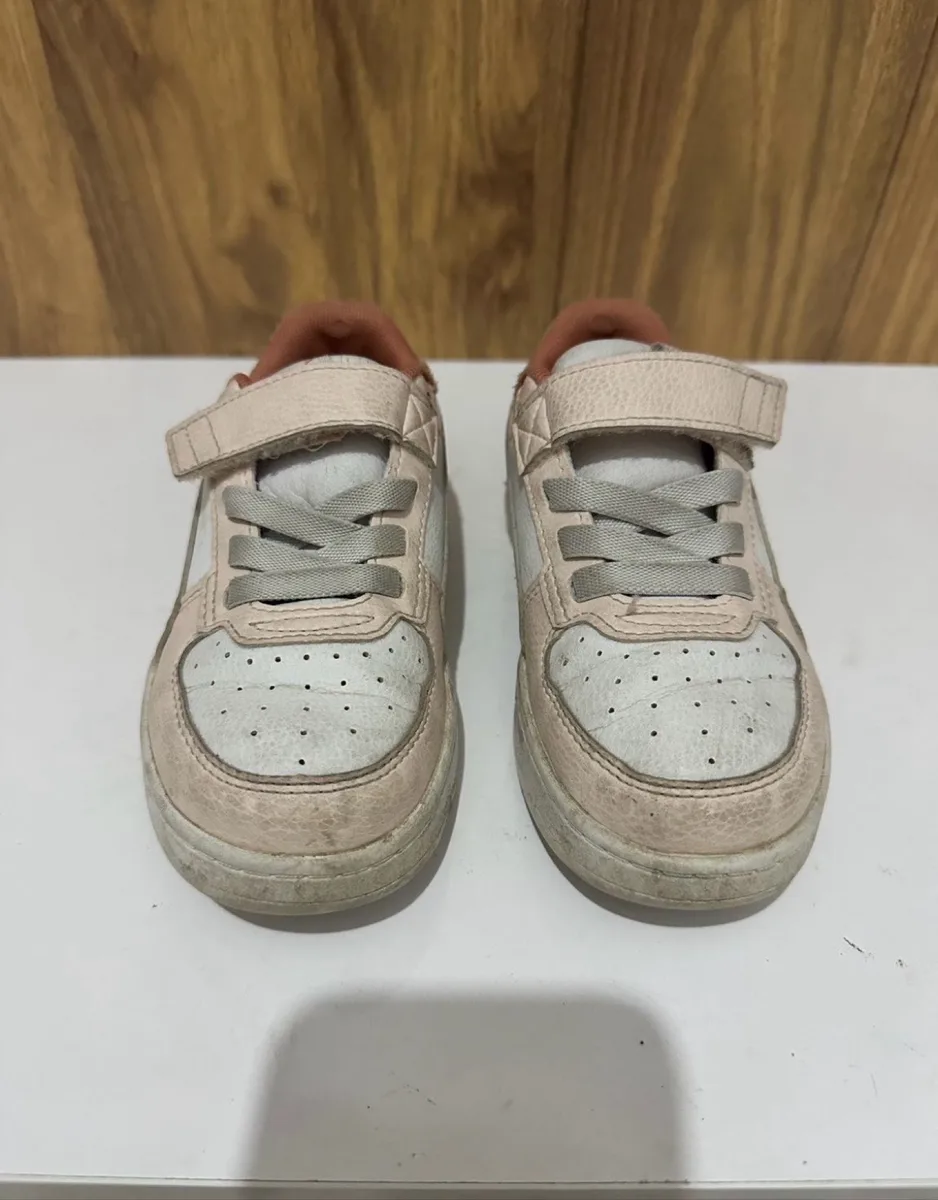 Çocuk Beyaz Spor Ayakkabısı Cırt Bantlı Sneaker Kullanılmış