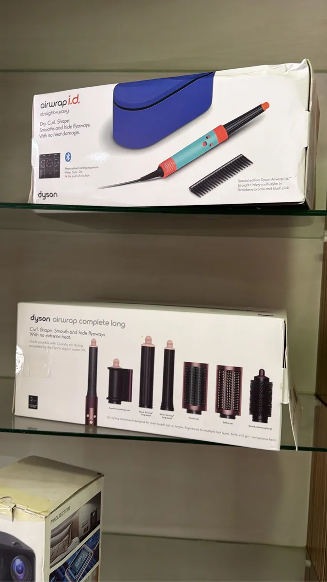 Dyson Airwrap i.d. Saç Kurutma ve Şekillendirme Seti - Yeni