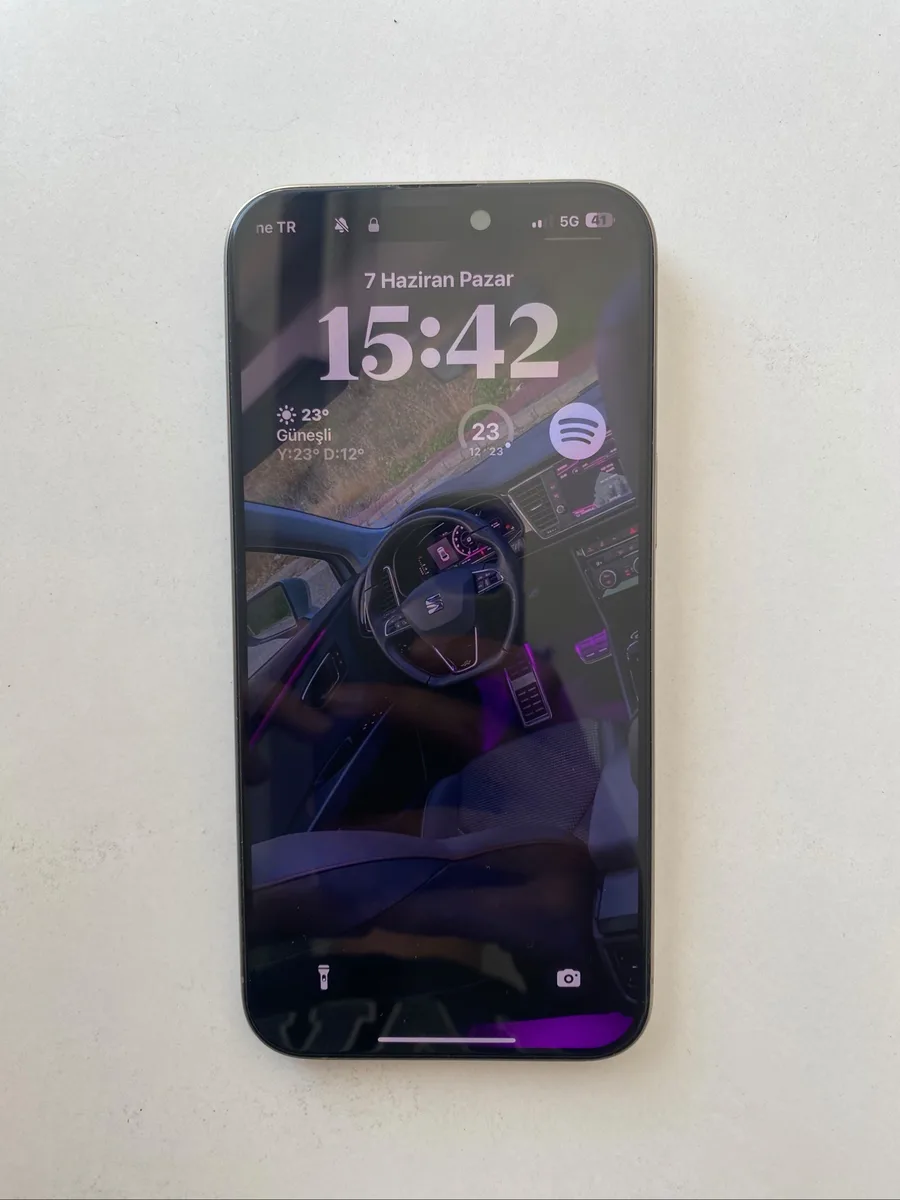 İphone 15 Pro Max 256GB yeni gibi