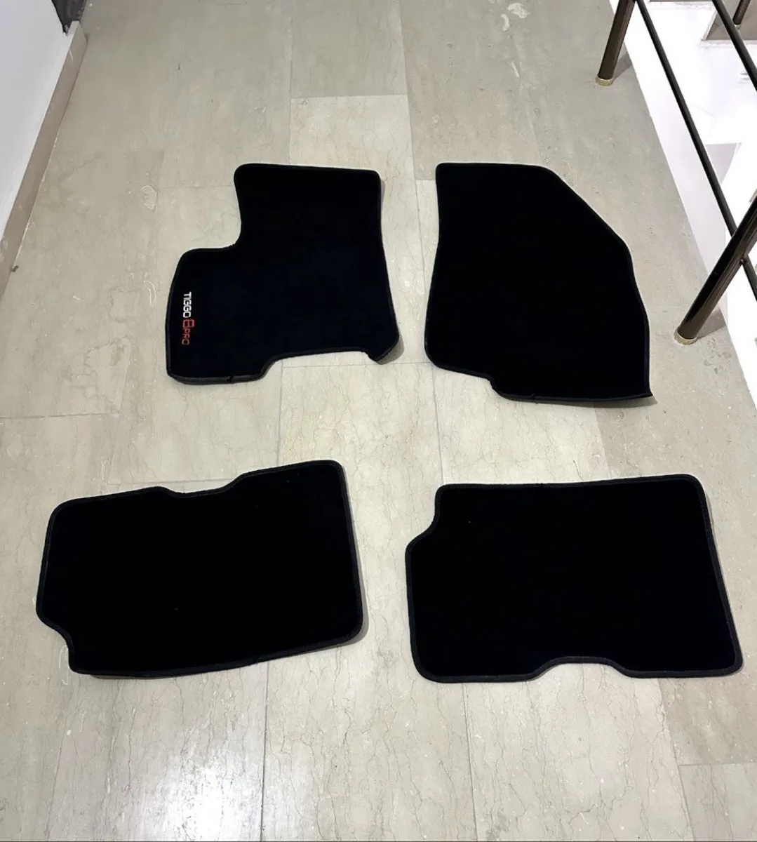 TESCO Marka 4'lü Siyah Otomobil Paspası Seti - Yeni