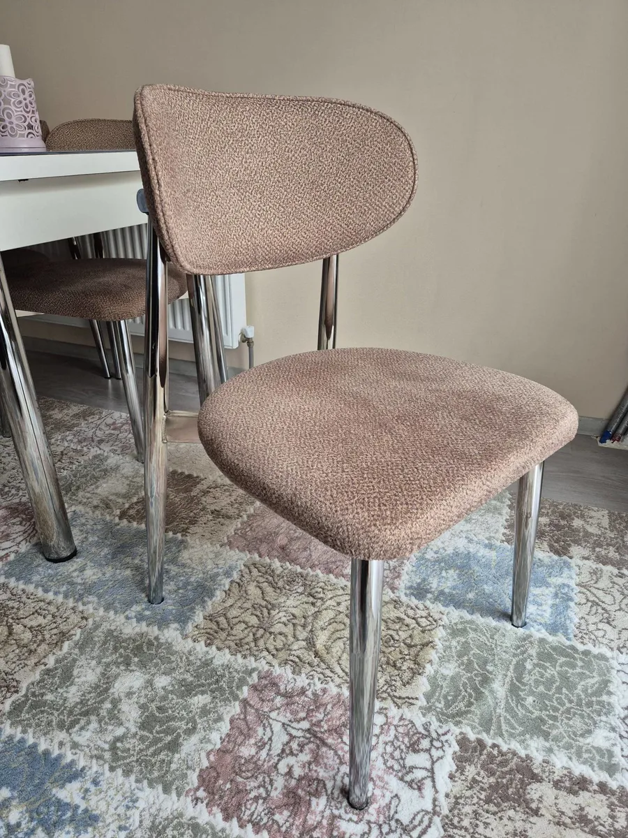 6 kişilik Yemek Sandalyesi - Beige Renk 3 aylık temiz kullanılmış 