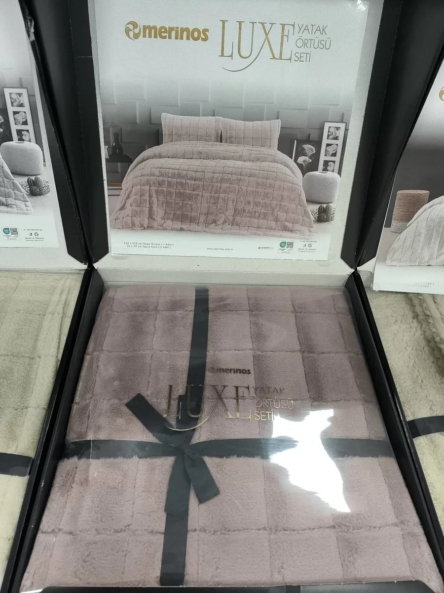 Merinos Luxe Yatak Örtüsü Seti - Çift Kişilik Kapitone